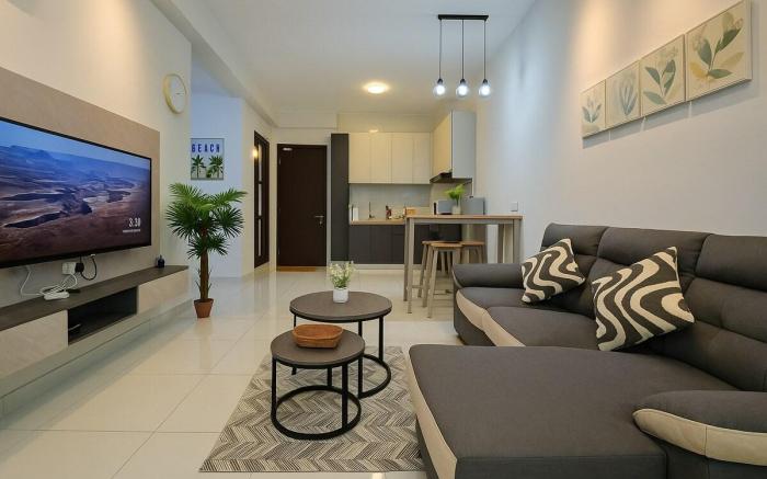 Danga Bay Relaxing Tropical Stay 2BR 4Pax Balcony