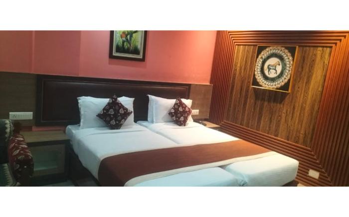 DhamStay Hotel Gokul Plaza Bhubaneswar Near Railway Station