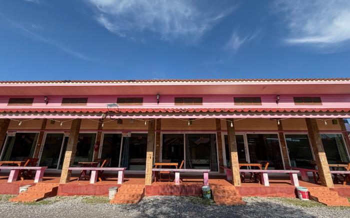 ปลาตอง รีสอร์ท