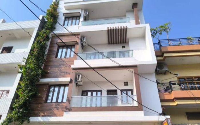 FabHotel Kashi - Banaras Railway Station