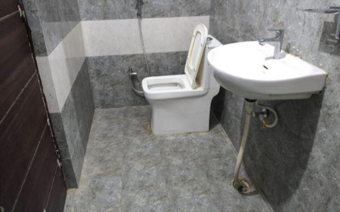 FabHotel Kashi - Banaras Railway Station