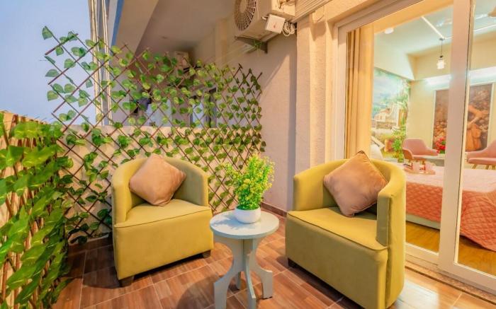 Luxury French Studio For Couples- Corporates- Fams