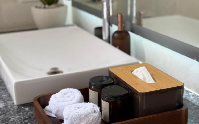 Villa Jiwanta by Maheswara