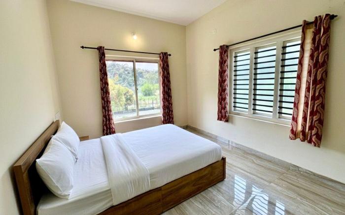 Karlad Lake Palace Waterfront Resort