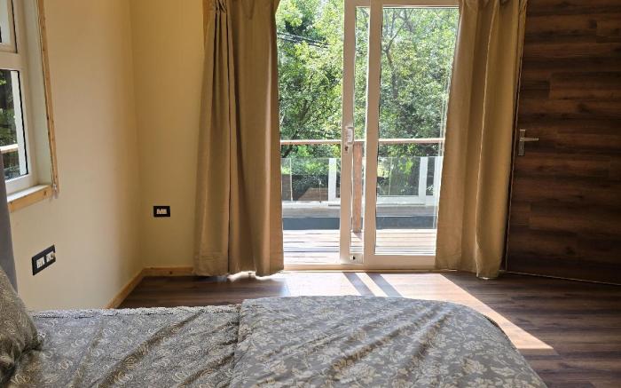 SKY BLOOM DLF 2BHK LUXURY VILLA CHATTARPUR