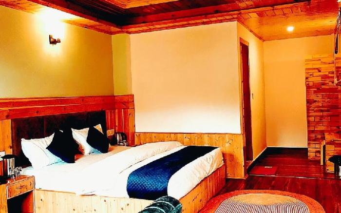 Royal Suite Rooms Nayra Hotel Manali