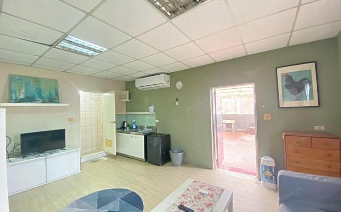 Flat Old House / 六樓/獨立房源/戶外露台/