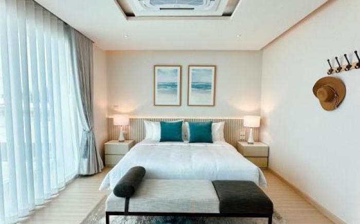 Topseavilla Poolmoon