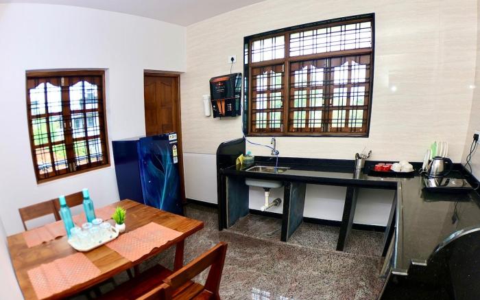 2BHK Apt with Pool • Peacock spot