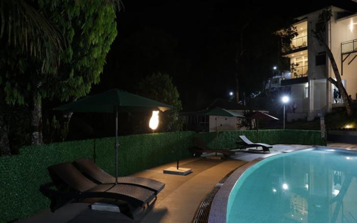 Eeleem Resorts & Spa, Munnar