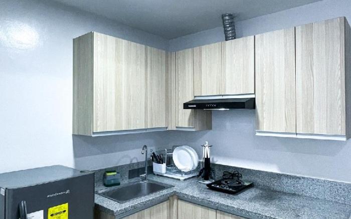 * * WV 31 Quiet Quarters Hideout