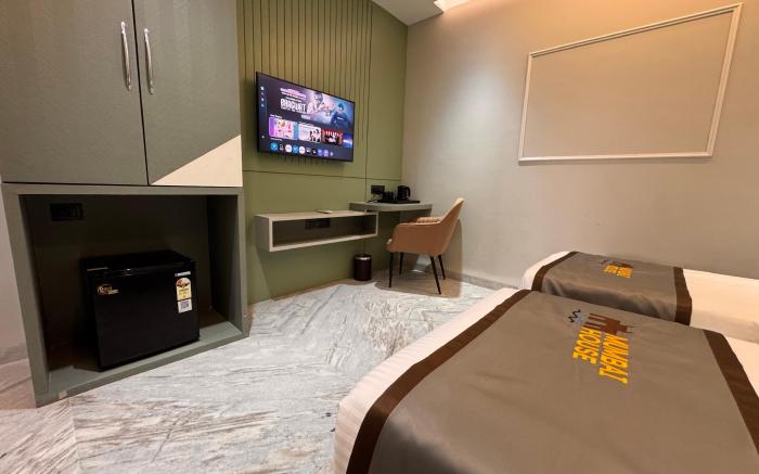 Hotel Mumbai House Pithampur