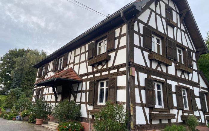 Aux Deux Cigognes Bis