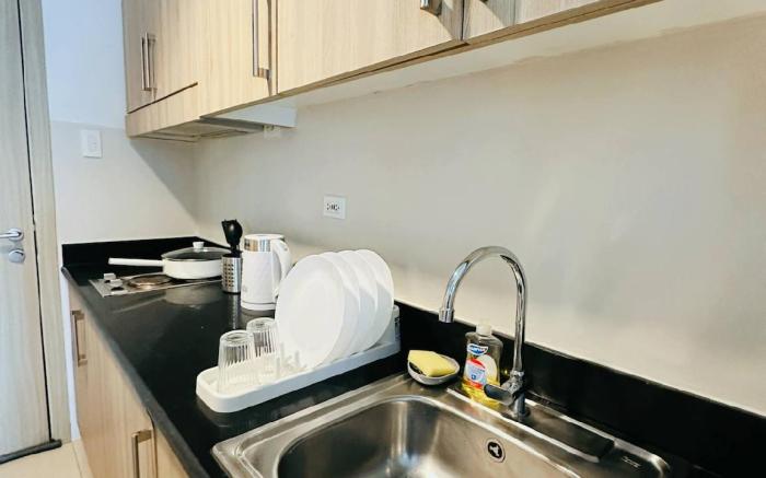 Amazing Condo near Airport, Mall of Asia, IKEA