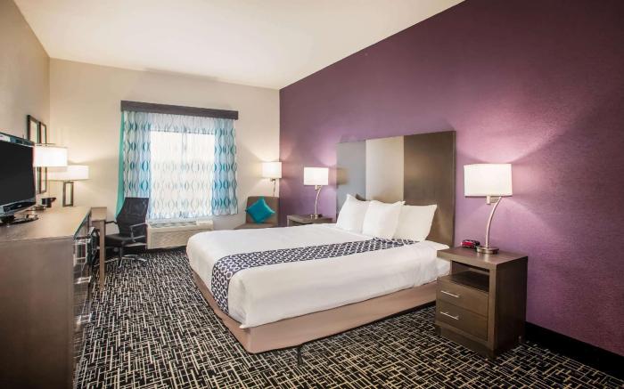 La Quinta Inn & Suites by Wyndham Pontoon Beach