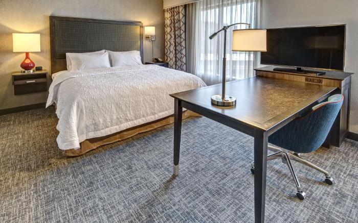 Hampton Inn & Suites Franklin Berry Farms