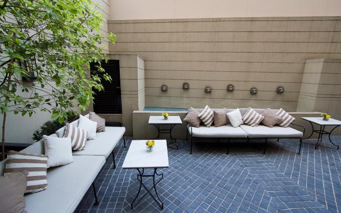 The Singular Santiago