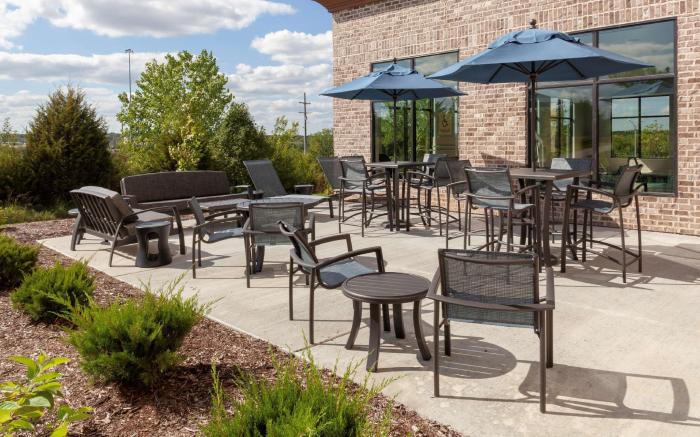 Hampton Inn & Suites Overland Park South
