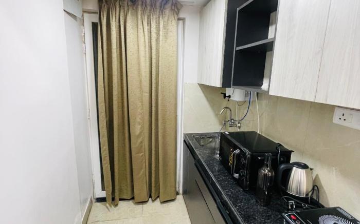 Spacious  &. Cozy stuido  - urban suites 