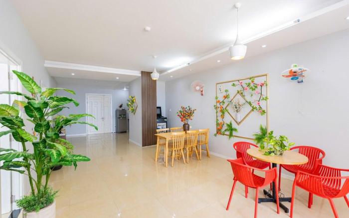 Luxury 3 Bedroom Sea View Oasky Apartment-Vung Tau