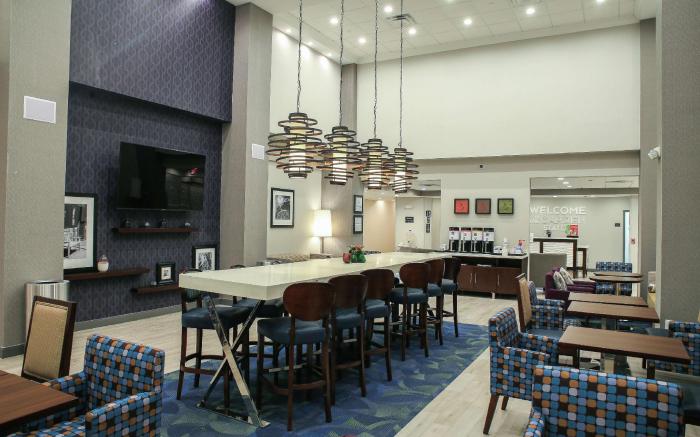 Hampton Inn & Suites Mount Laurel/Moorestown