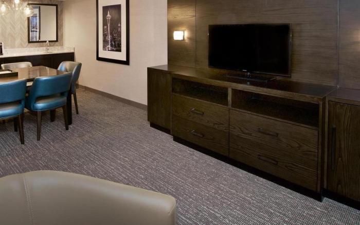 Embassy Suites by Hilton Seattle Bellevue