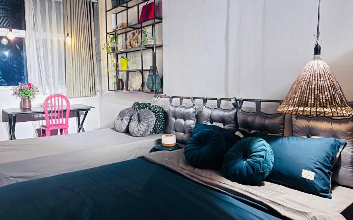 Carol Hanoi Oldquarter Hoan Kiem