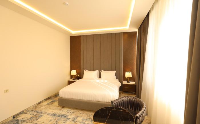 Venice Hotel Complex