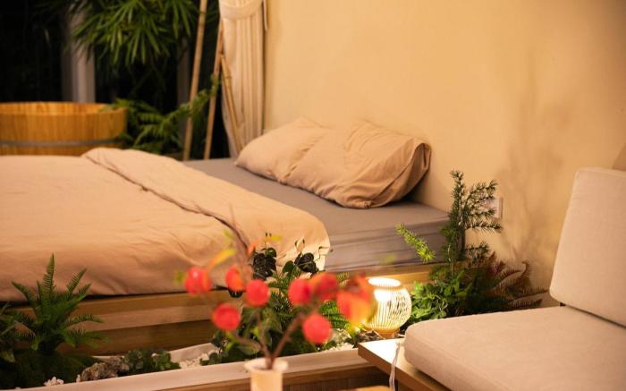 Home. Homestay - Japandi Lightwood Room 1