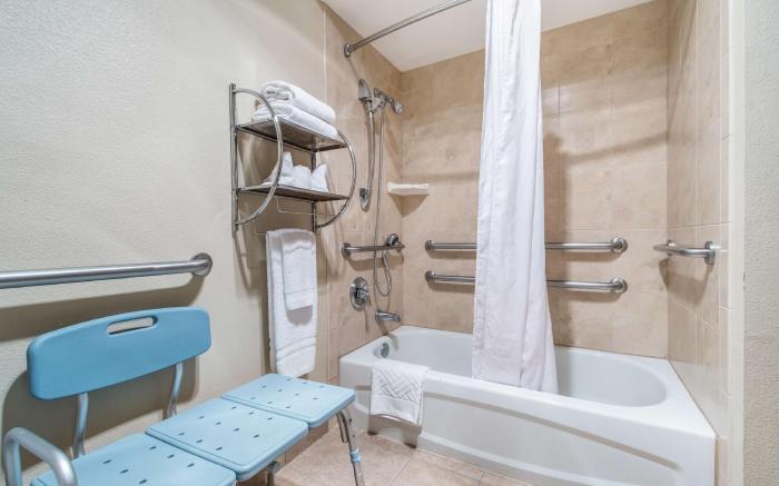 Red Lion Inn and Suites Vancouver