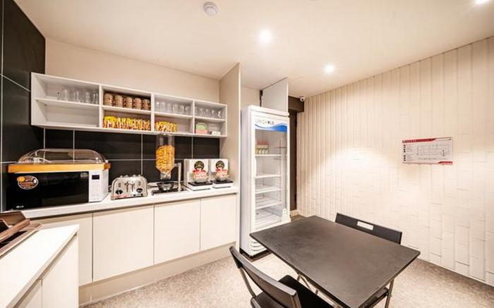 Daegu Kyungpook National University H Hotel