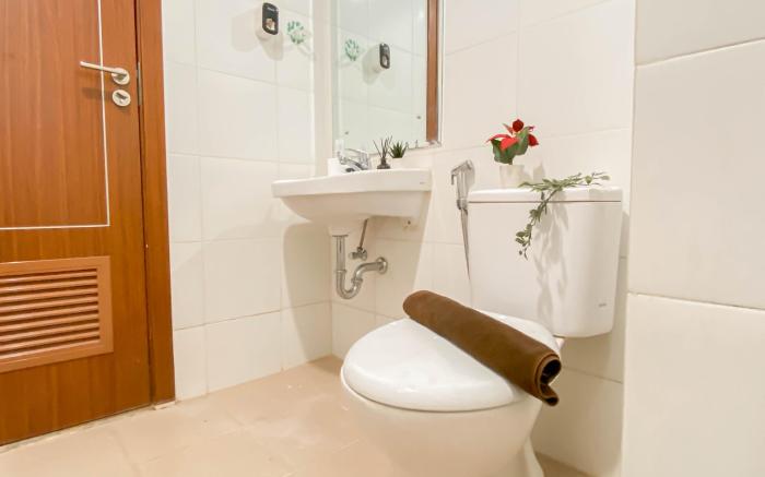 Standard 2BR Apt at Vittoria Residence By Travelio