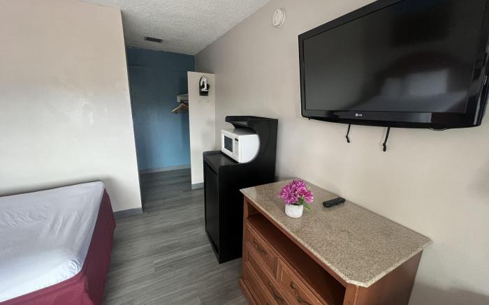 Days Inn by Wyndham Chico