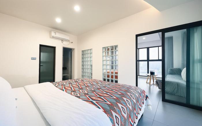 Nook Select · 72sqm Riverside View · Central City