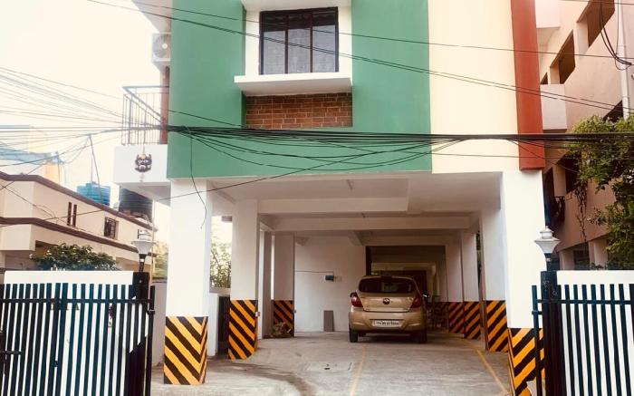 MAD3 - Spacious 2BHK @ Ram Nagar South, Madipakkam