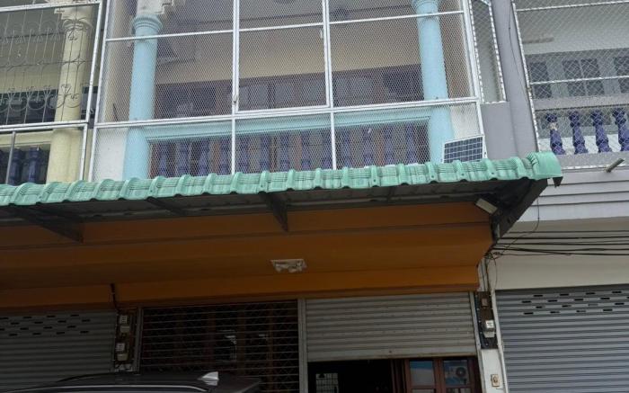 Pakkrasae guest house 