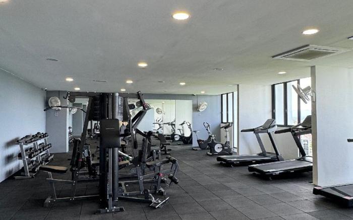 Modern 3-Bedroom Apartment with Scenic View E-5-1