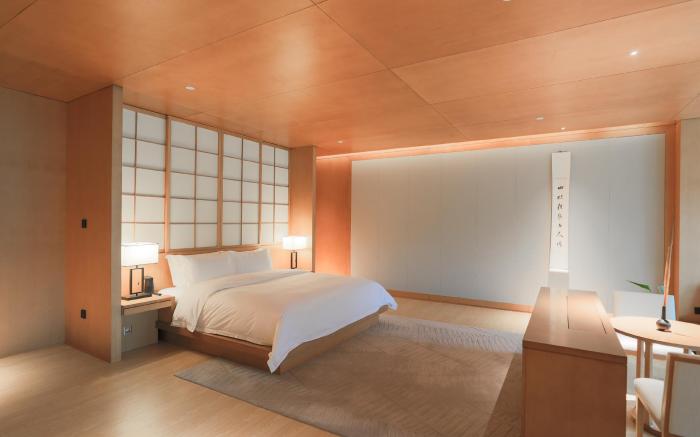 Chengdu Shiyue Forest Hotel