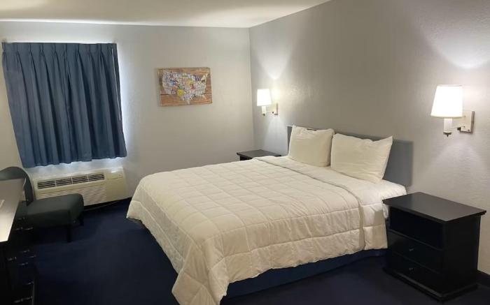 Schmidt's Creek Hotel