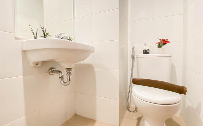 Convenient 1BR at Vittoria Residence By Travelio