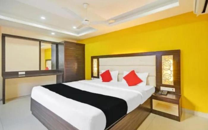 Hotel Tricolors Ramnagar Gandhipuram