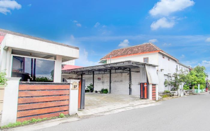 Dancenter Wisma Arya 2