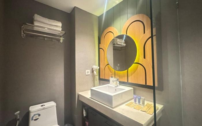 Lumière Studio Apartment by Kinasih Suites