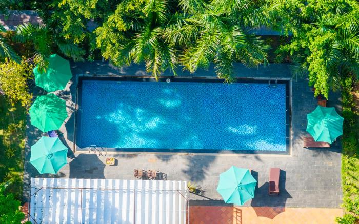 Green Bungalow Garden Resort