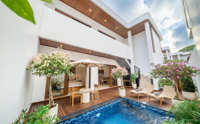 Cassandra1-Beachside Bliss! New 3BR Villa withPool