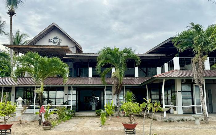 Puerto Paraiso Hostel