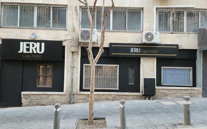 Jeru Caps CityCenter