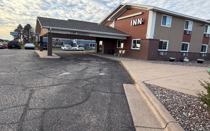 Coratel Inn and Suites By Jasper Stillwater