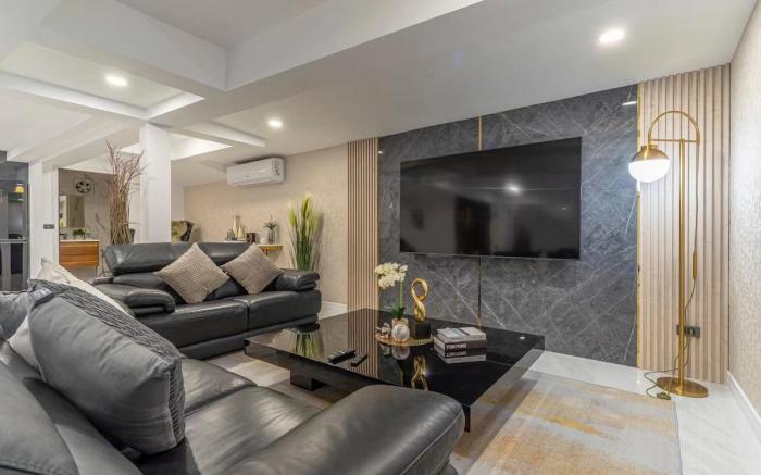 Pattaya Jomtien Beach 4 Bedroom 5 Bathroom 