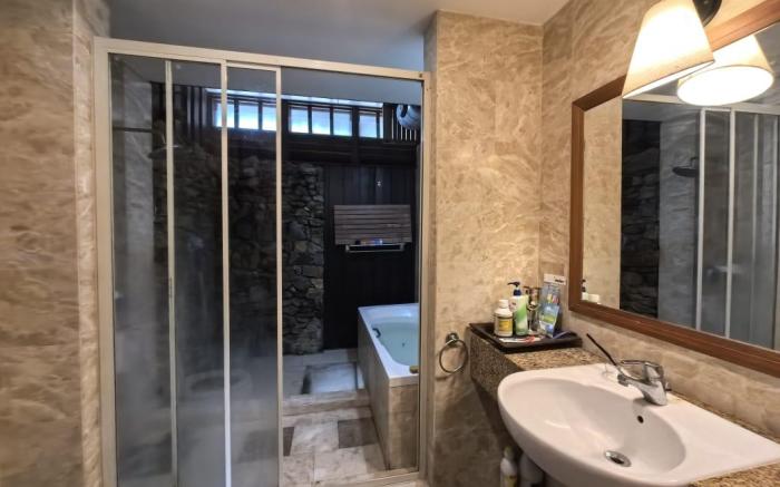 Langkawi Lagoon Floating Resort 01